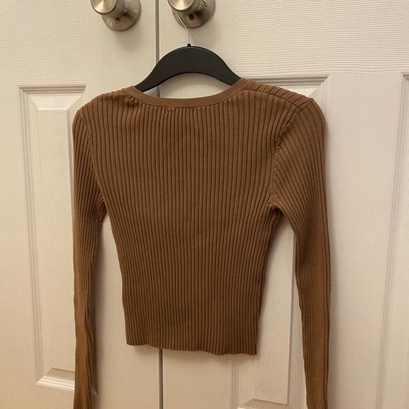 H&M VISCOSE BLEND TOP - Picture 3 of 4